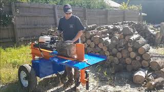 FASTEST Hydraulic Log Splitter Eastonmade ULTRA [upl. by Routh82]