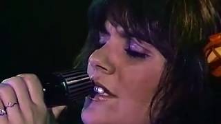 Linda Ronstadt  It Doesnt Matter Anymore [upl. by Spain]