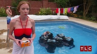 Mom Washes Clothes in Pool Extreme Cheapskate [upl. by Llemhar]