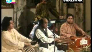 Mehdi Hassan live ku ba ku1 classical raag darbari [upl. by Aidnahs]