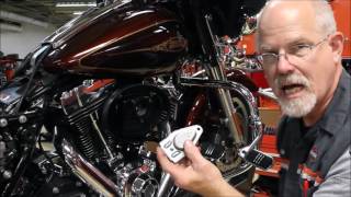 DOC HARLEY OIL CHANGE TIP [upl. by Seabrooke758]