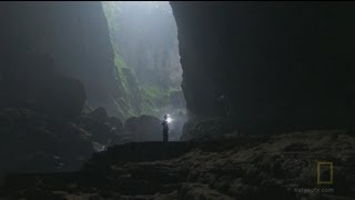 La plus grande grotte du monde The Worlds Biggest Cave [upl. by Agon806]