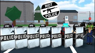 HUGE Riot Police Team  Prison Life 202 ROBLOX [upl. by Nycila]