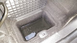 Renault Mégane Scénic 3 III How to Clean water drain Water in footwell [upl. by Atoiganap560]