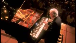 Beethoven  Piano Sonata No 2 in A major  Daniel Barenboim [upl. by Acsehcnarf168]