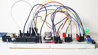 Arduino Fire Alarm Project Using MQ2 Gas and Flame Sensor [upl. by Lotte]