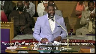 ExDetroit Mayor Kwame Kilpatrick preaches at Detroit church [upl. by Rede83]