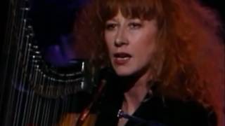 Loreena McKennitt  The Lady Of Shalott Live from the Juno Awards [upl. by Calypso]