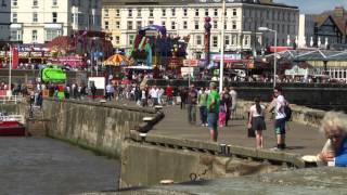 Holiday makers at Bridlington Harbour [upl. by Irek524]