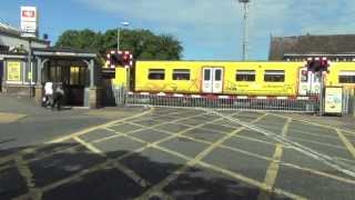 Birkdale Level Crossing [upl. by Herrle414]