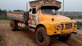 Three old Bedford truck ongoing dangerous roads [upl. by Artie871]